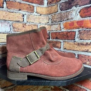 Caterpillar Rita burgundy suede boots